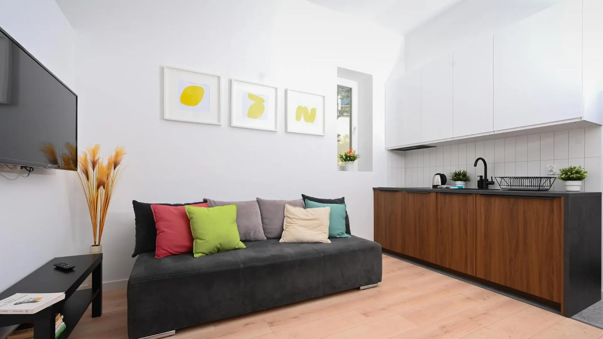 Rentplanet - Apartament Swietego Lazarza Krakow