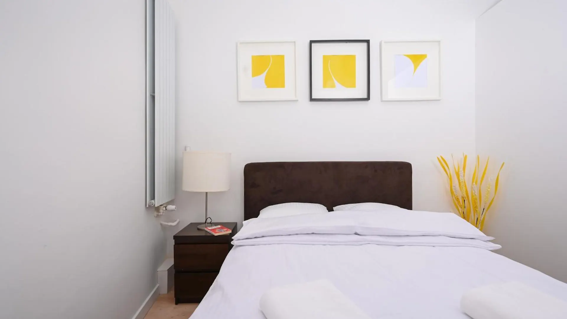 Apartment Rentplanet - Apartament Swietego Lazarza Krakow