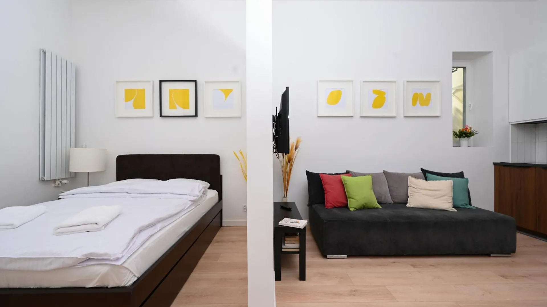 Rentplanet - Apartament Swietego Lazarza location